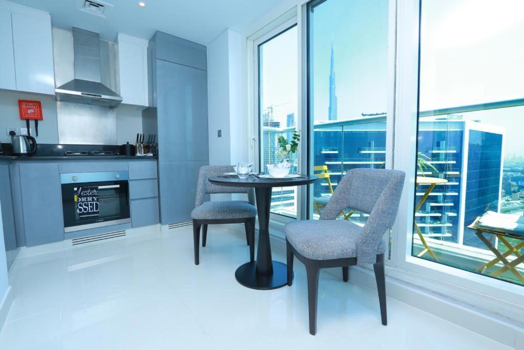 Damac Maison Prive Deluxe Studio With Burj-Khalifa View 迪拜 外观 照片