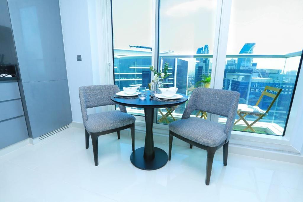 Damac Maison Prive Deluxe Studio With Burj-Khalifa View 迪拜 外观 照片